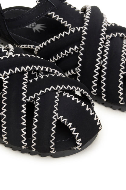 Black Zigzag Sandal